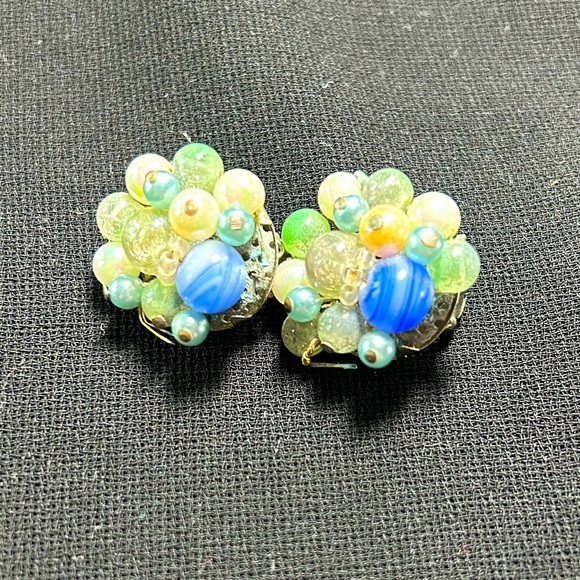 Vintage Jewelry Vtg Mcm Beaded Clip On Earrings Made In Japan
